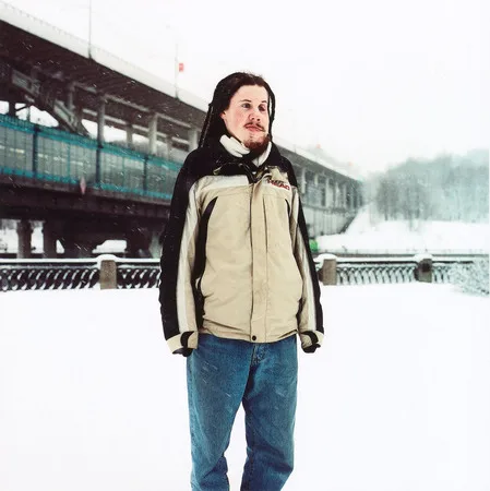 Cold. Кадр 5