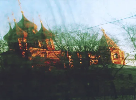 I begin the acquaintance with the native city from the sources. Кадр 1