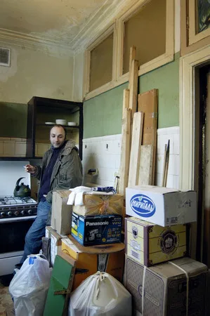 Eviction (never to return). Кадр 9
