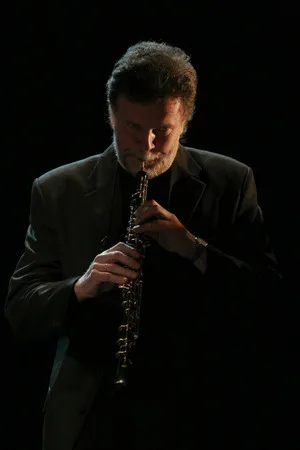 In private with oboe. Кадр 5