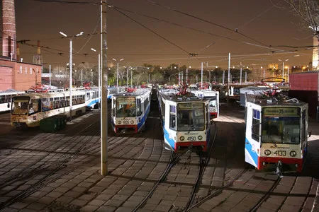Oktyabr tramway depot. Кадр 10