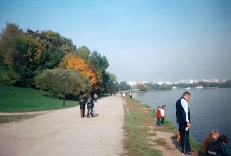 Прогулка по городу. Кадр 7