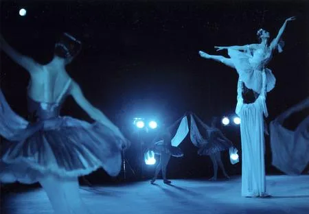 “Raimonda” - or one evening from a life of prima Nina Ananiashvili. Кадр 5