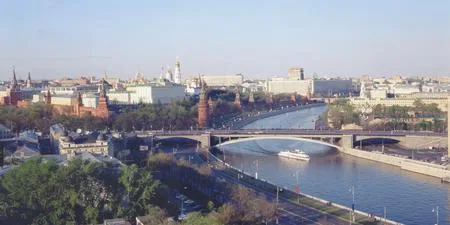 6 часов на Храме Христа Спасителя. Кадр 6