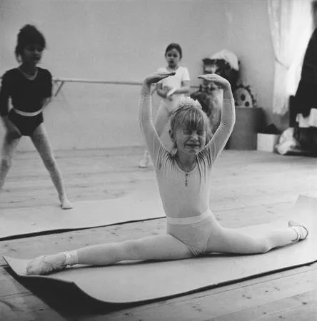 Half an hour at ballet school. Кадр 5