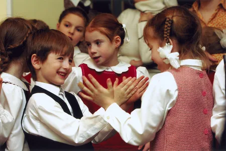 Patriarch Alexiy II in children's home. Кадр 6
