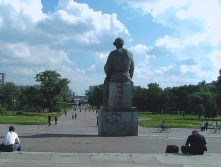 Summer Moscow. Кадр 2