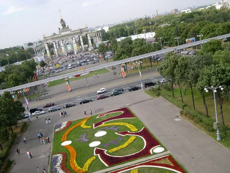Flowers of Russia’s Main Exhibition. Кадр 5