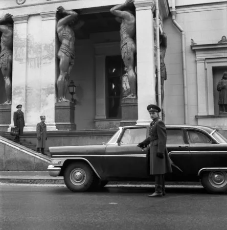 Generals of 70’s. Not bright glamour of Soviet epoque. Кадр 1