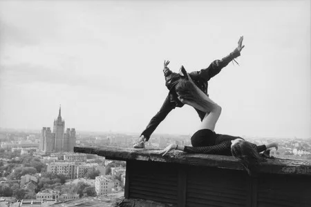 Люди и время. Кадр 4