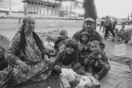 Лицо другой национальности. Кадр 13