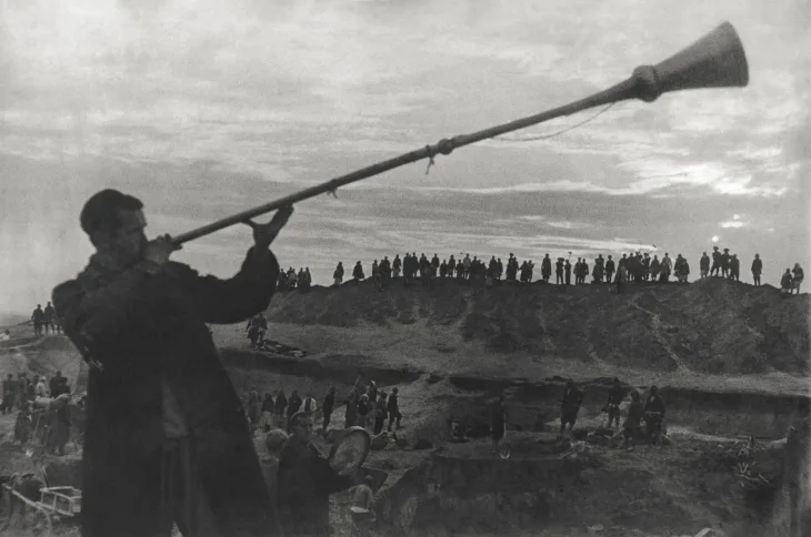 Photoavant-garde of the 1920s and 1930s. Alexander Rodchenko and his contemporaries. Кадр 3
