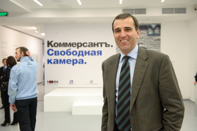 КОММЕРСАНТЪ. Свободная камера. Открытие, кадр 3