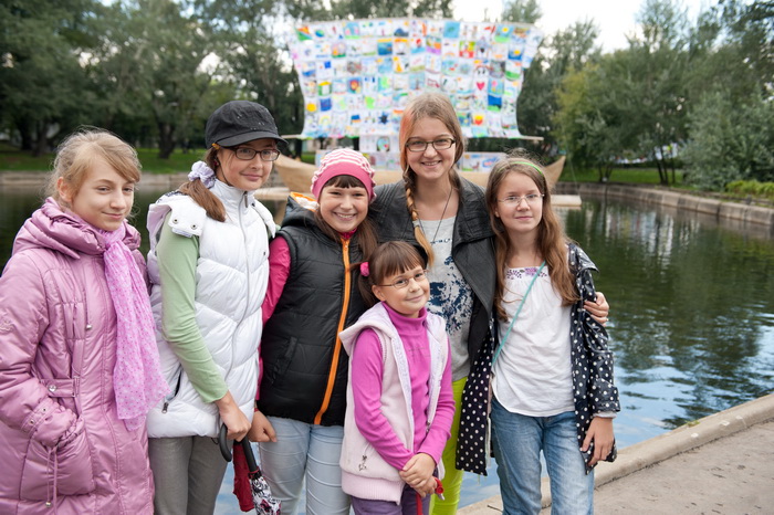 Корабль толерантности. Открытие, кадр 6